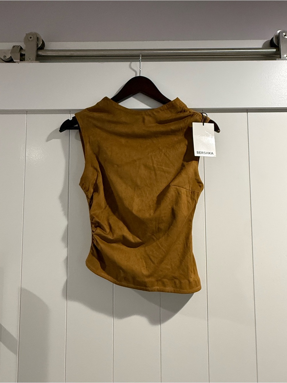 Bershka Women's Sleeveless Mock Neck Top in Mustard Brown